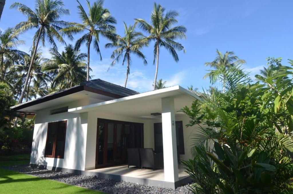 Dream Estate Resort Senggigi Ngoại thất bức ảnh